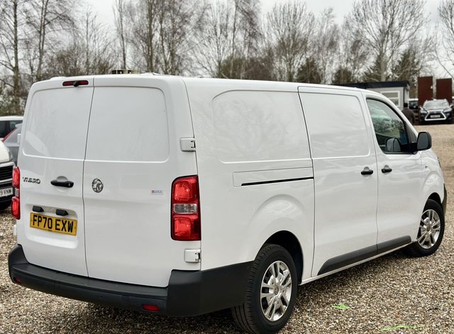 2020 Vauxhall Vivaro 2L Dynamic 6dr - Photo 9