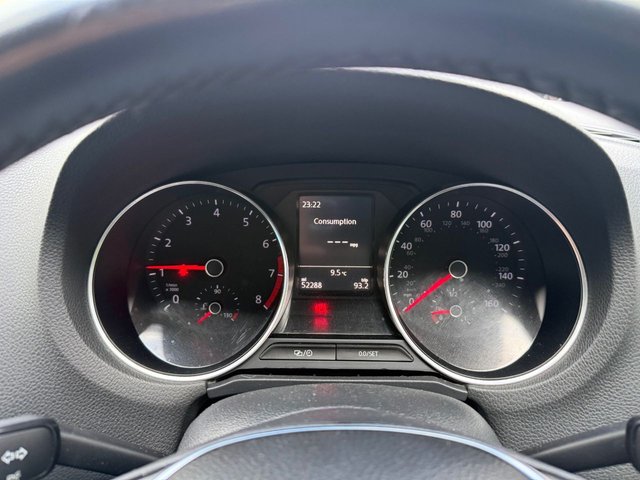 2016 VOLKSWAGEN POLO 1.0 BlueMotion Tech Match Hatchback 5dr Petrol Manual Euro 6 (s/s) (60 ps) - Photo 11