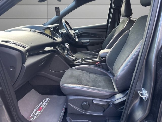 2017 FORD KUGA 1.5 TDCi ST-Line SUV 5dr Diesel Powershift Euro 6 (s/s) (120 ps) - Photo 12