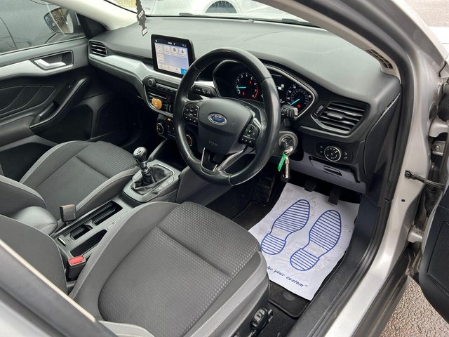 2019 Ford Focus - Photo 12