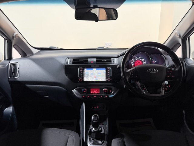 2015 KIA RIO - Photo 7