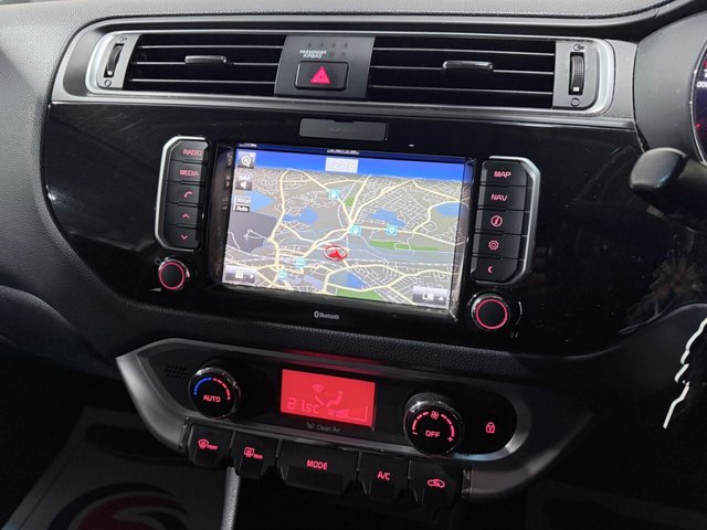 2015 KIA RIO - Photo 10