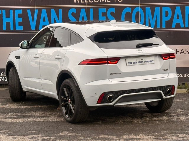 2018 JAGUAR E-PACE - Photo 4