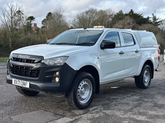 2021 ISUZU D-MAX - Photo 3