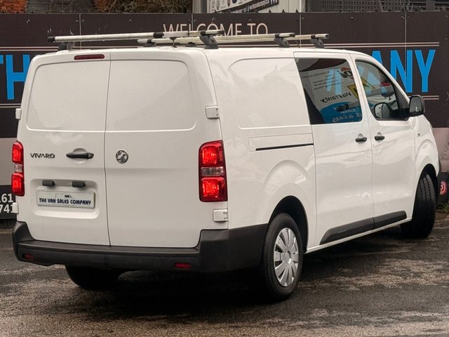 2019 VAUXHALL VIVARO - Photo 7