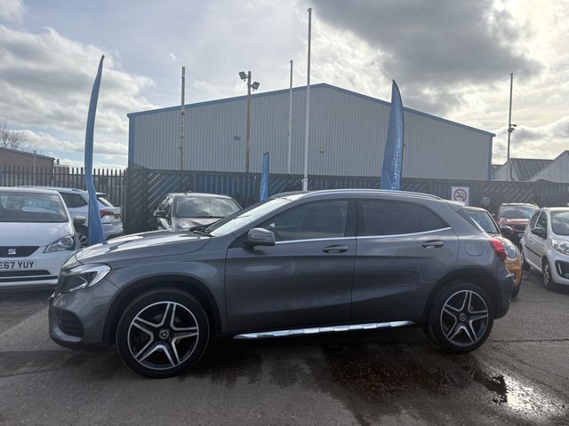 2018 MERCEDES-BENZ GLA 2.1 GLA200d AMG Line SUV 5dr Diesel 7G-DCT Euro 6 (s/s) (136 ps) - Photo 11