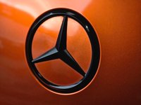 USED 2023 73 MERCEDES-BENZ E-CLASS 2.0 E300dh MHEV AMG Line Night Edition (Premium Plus) Coupe 2dr Diesel Hybrid G-Tronic+ 4MATIC Euro 6 (s/s) (285 ps) WRAPPED IN PAPRIKA ORANGE