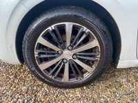 USED 2016 16 PEUGEOT 208 1.2 PureTech Roland Garros Hatchback 5dr Petrol Manual Euro 6 (s/s) (110 ps) wetbelt changed. &pound;20 Tax FSH