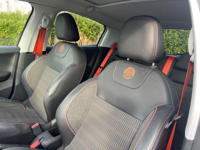 2016 PEUGEOT 208 1.2 PureTech Roland Garros Hatchback 5dr Petrol Manual Euro 6 (s/s) (110 ps) - Photo 10