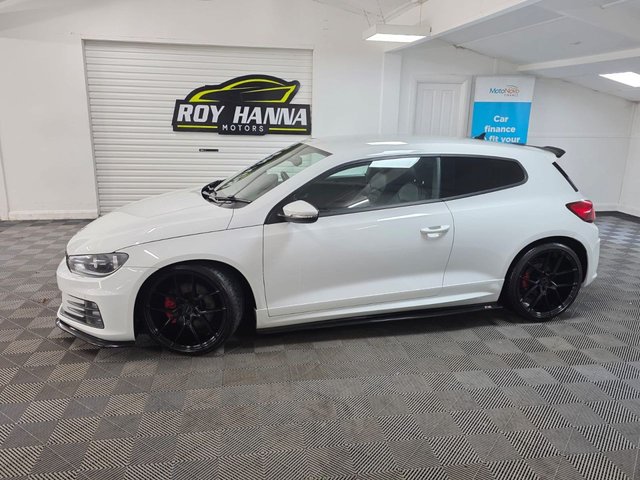 2015 VOLKSWAGEN SCIROCCO 2.0 TDI BlueMotion Tech R-Line Hatchback 3dr Diesel DSG Euro 6 (s/s) (184 ps) - Photo 3