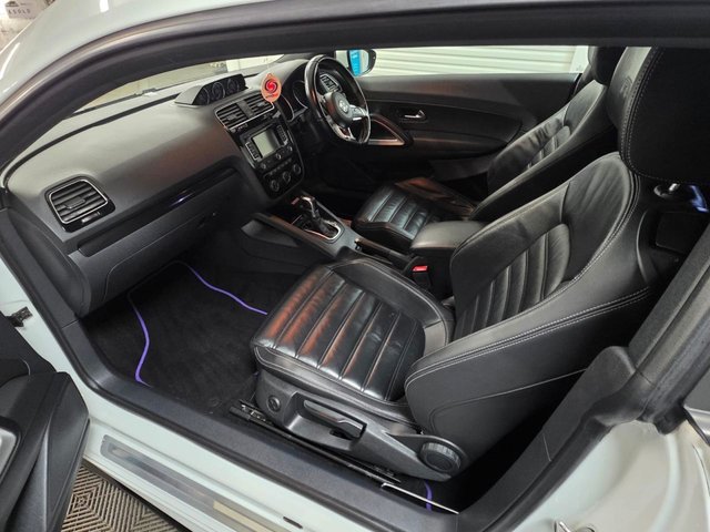 2015 VOLKSWAGEN SCIROCCO 2.0 TDI BlueMotion Tech R-Line Hatchback 3dr Diesel DSG Euro 6 (s/s) (184 ps) - Photo 12