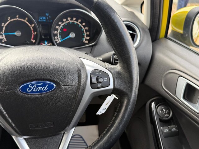 2013 FORD FIESTA 1.0T EcoBoost Titanium Euro 5 (s/s) 3dr - Photo 5