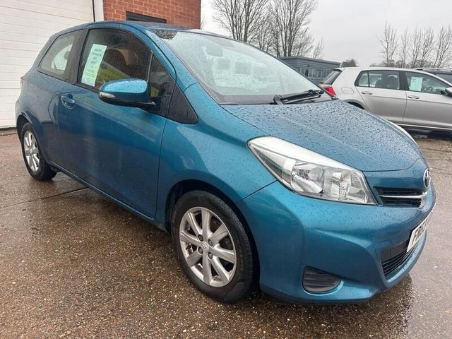 2013 Toyota Yaris 1.3L Tr 3dr - Photo 2