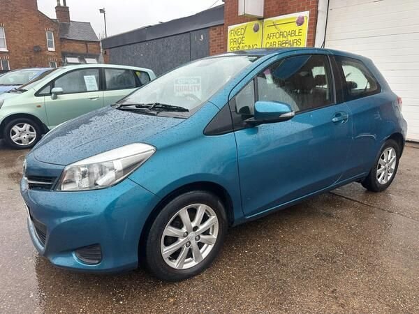 2013 YARIS 1.33 DUAL VVT I TR HATCHBACK 3DR PETROL MANUAL EURO 5 101... photo
