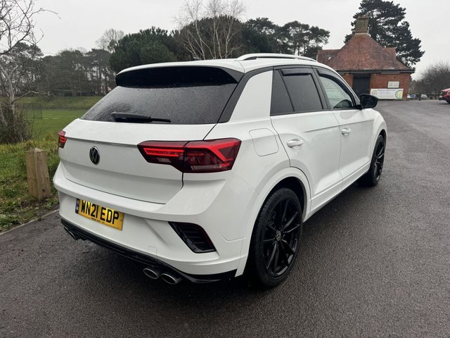 2021 VOLKSWAGEN T-ROC - Photo 7
