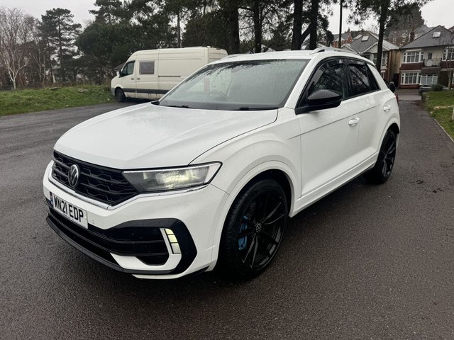 2021 VOLKSWAGEN T-ROC - Photo 9