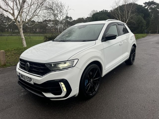 2021 VOLKSWAGEN T-ROC - Photo 2
