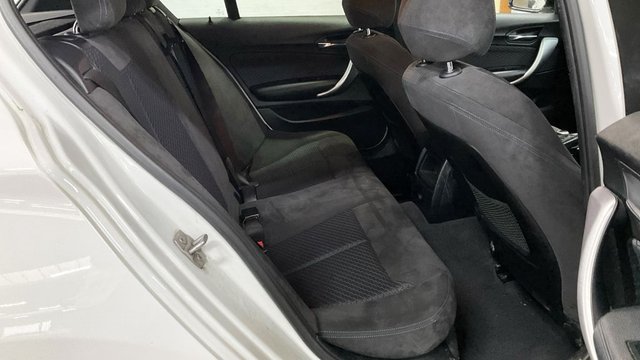 2017 BMW 1 SERIES - Photo 11