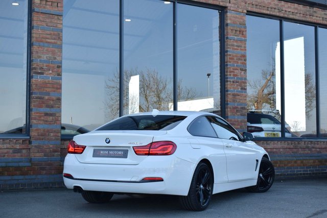 2018 BMW 4 Series 2L Sport 2dr - Photo 2