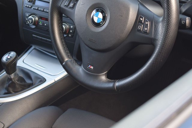 2012 BMW 1 Series 2L M Sport 2dr - Photo 7