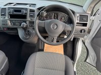 USED 2015 64 VOLKSWAGEN TRANSPORTER 2.0 TD T30 SE 4dr Diesel DSG L1 H1 (211 g/km, 138 bhp) WAV 