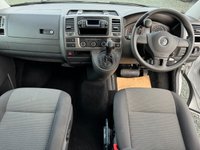 USED 2015 64 VOLKSWAGEN TRANSPORTER 2.0 TD T30 SE 4dr Diesel DSG L1 H1 (211 g/km, 138 bhp) WAV 