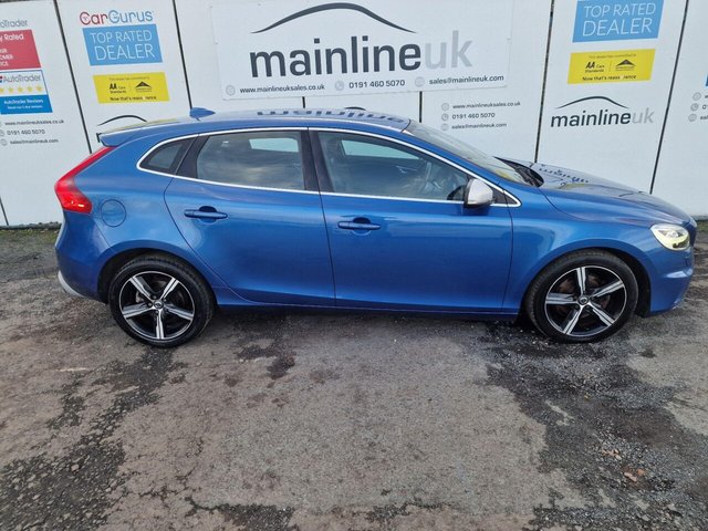 2016 VOLVO V40 - Photo 12