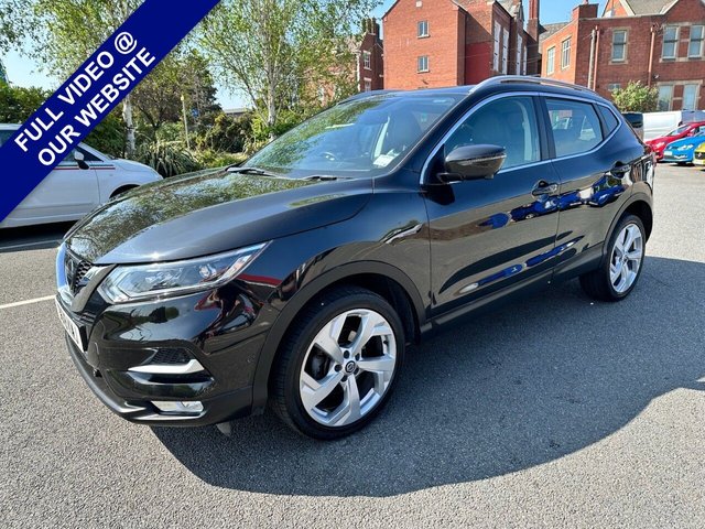 View our NISSAN QASHQAI