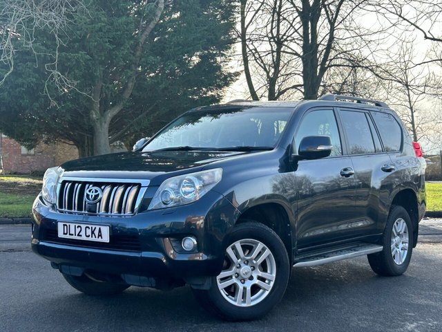 View our TOYOTA LAND CRUISER