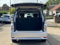 USED 2017 17 NISSAN ELGRAND HIGHWAYSTAR 3.5L 8 SEATER ESCELLENT CONDITION