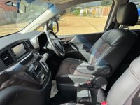 USED 2017 17 NISSAN ELGRAND HIGHWAYSTAR 3.5L 8 SEATER ESCELLENT CONDITION