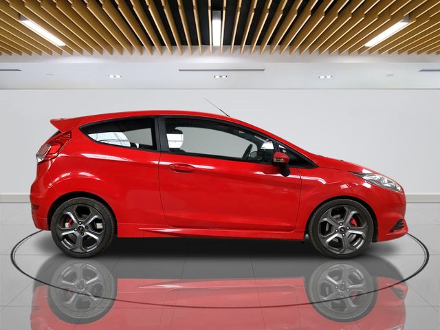 2017 Ford Fiesta - Photo 9