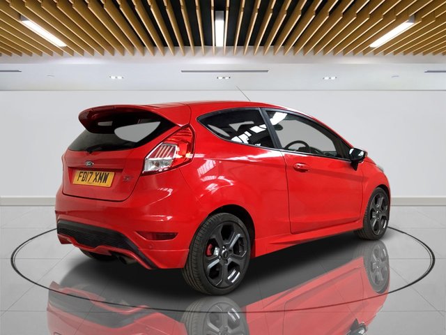 2017 Ford Fiesta - Photo 8
