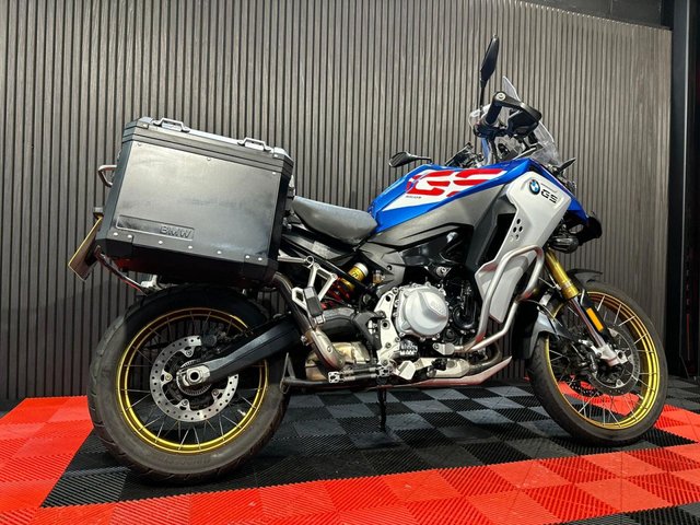 View our BMW F 850 GS Adventure