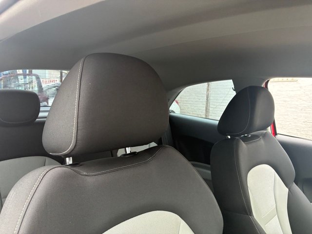 2011 Audi A1 1L Sport 3dr - Photo 12