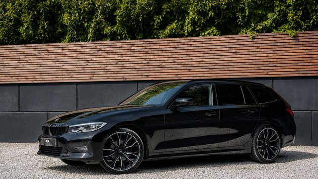 View our BMW 3 SERIES