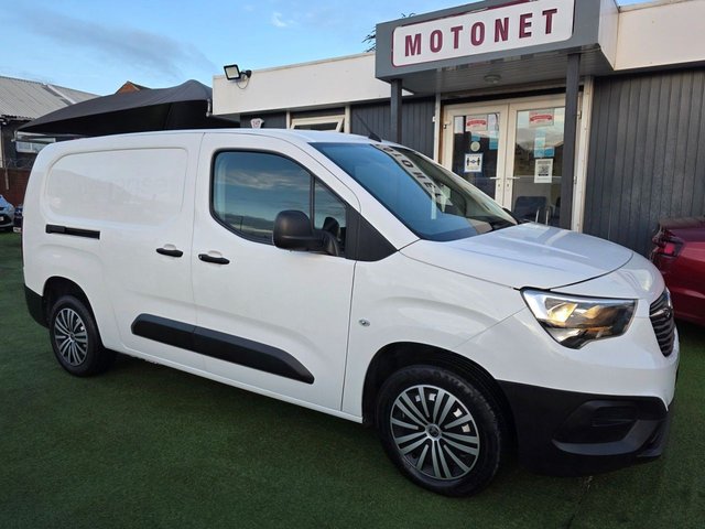 2021 VAUXHALL COMBO 1.5 Turbo D 2300 Dynamic Panel Van 4dr Diesel Manual L2 H1 Euro 6 (100 ps) - Photo 10
