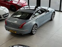 USED 2010 10 JAGUAR XJ 3.0d V6 Portfolio Saloon 4dr Diesel Auto Euro 5 (275 ps) 