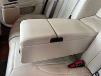 USED 2010 10 JAGUAR XJ 3.0d V6 Portfolio Saloon 4dr Diesel Auto Euro 5 (275 ps) 