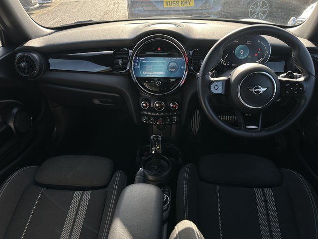 2021 MINI HATCH - Photo 9