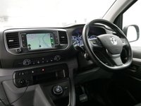 USED 2022 22 VAUXHALL VIVARO 3100 2.0 D 145 BHP L2  ELITE AUTOMATIC CREW 6 SEATER ( NO VAT ) AUTOMATIC | 6 SEATS | L2 LONG | NO VAT !