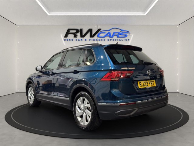 2022 Volkswagen Tiguan 1.5L Life 5dr - Photo 3