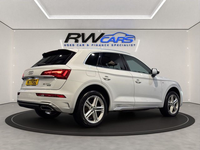 2021 Audi Q5 2L S Line 5dr - Photo 5
