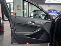 USED 2017 17 MERCEDES-BENZ A-CLASS 2.1 A200d AMG Line (Executive) Hatchback 5dr Diesel 7G-DCT Euro 6 (s/s) (136 ps) BLUETOOTH + PARKING SENSORS