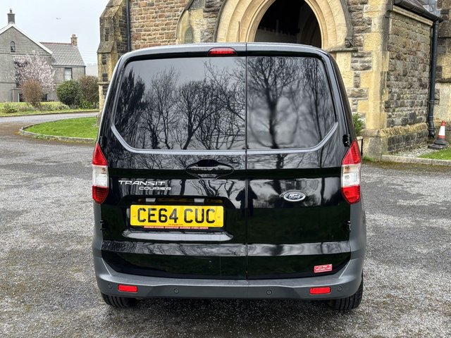 2015 Ford Transit Courier 1.5L Trend 5dr - Photo 4