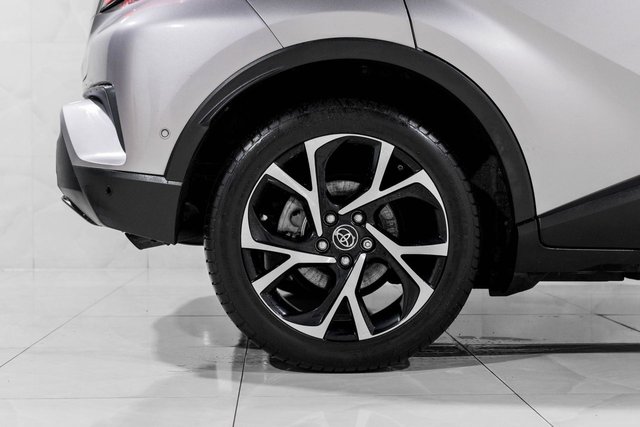 2017 Toyota C-HR 1.8L Dynamic 5dr - Photo 9