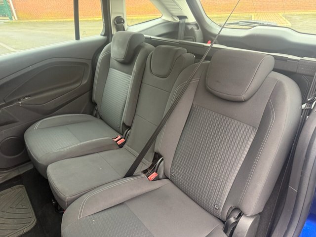 2018 Ford Grand C-Max 1.5L Zetec 5dr - Photo 12