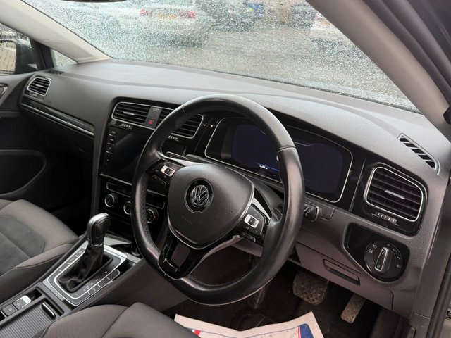 2019 Volkswagen Golf 1.6L Gt 5dr - Photo 9