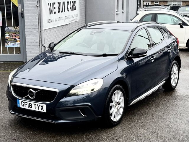 2018 VOLVO V40 CROSS COUNTRY 1.5 T3 Pro Hatchback 5dr Petrol Auto Euro 6 (s/s) (152 ps) - Photo 4