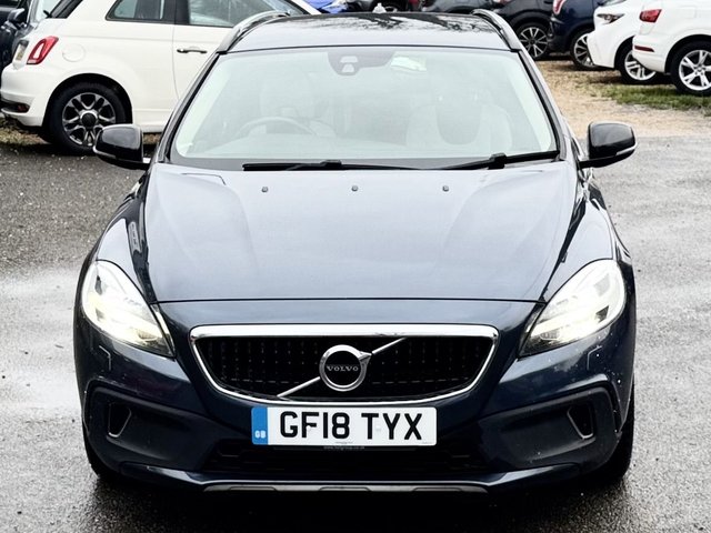 2018 VOLVO V40 CROSS COUNTRY 1.5 T3 Pro Hatchback 5dr Petrol Auto Euro 6 (s/s) (152 ps) - Photo 5